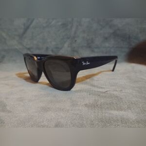 Ray-Ban Classic Black Cat-Eye Frame Eyeglasses
